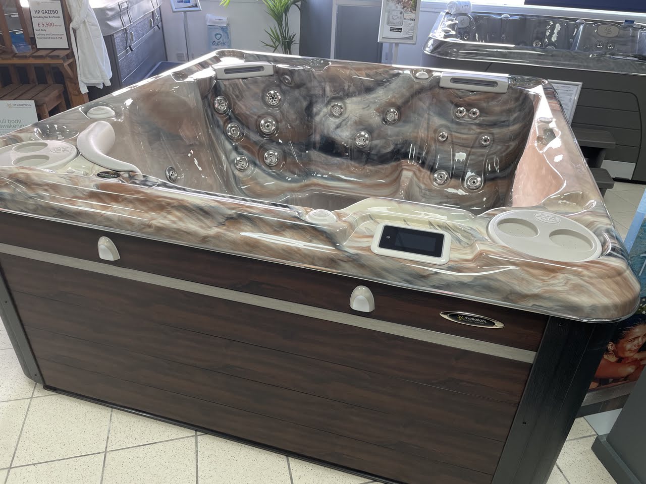 64097907721__30F62242-B1E2-4526-8490-78F7B5DBAD3E