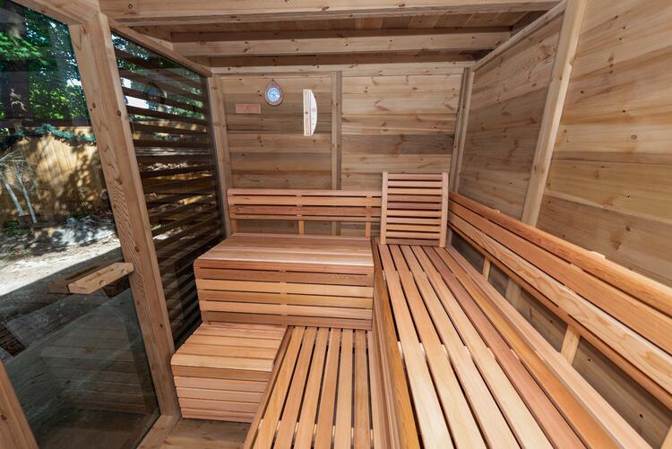 1970_pure_cube_collection_red_cedar_knotty_sauna_interior.26ff6288af9a8d277ce1f97b94095816