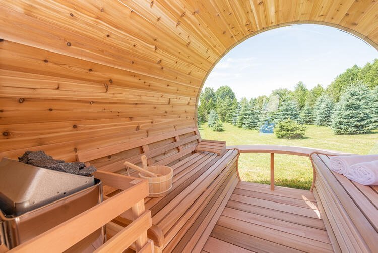 2075_Leisurecraft_Europe_Panoramic_sauna_Knotty_red_cedar_outdoor_sauna.01a352ba06d90c4c547c1bc9ebf20356