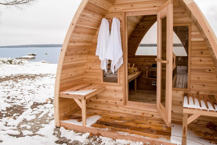 2090_Dundalk_Leisurecraft_europe_POD_sauna_knotty_western_red_cedar_front_porch.4b7453cb937fc84e7de778d52a3152ad