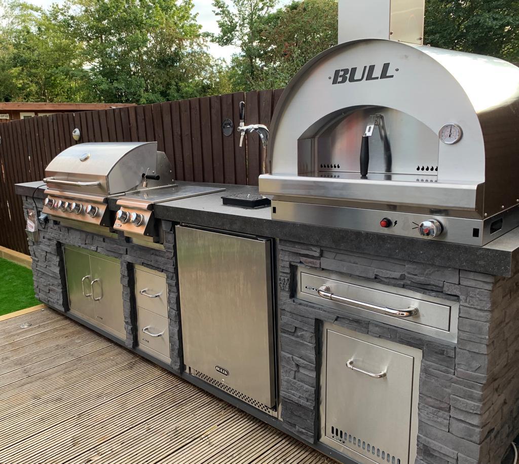 fb8c8582-ea53-4d61-89c7-a6a90ec83442