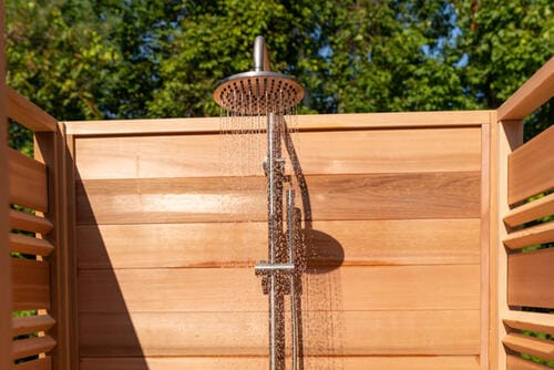 264_Dundalk_leisurecraft_europe_Red_Cedar_shower.bfda4c7d19492395c438152f34b55b61